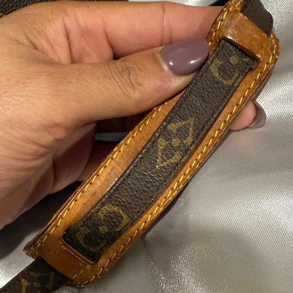 Louis Vuitton amazone Brown Monogram crossbody Bag